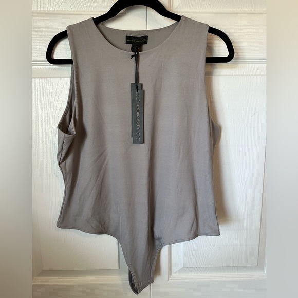 House of Harlow 1960 Tops - House of Harlow 1960 High-neck Grey Ribbed Bodysuit Enhancing Essentials